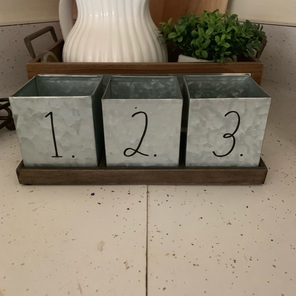 Rae Dunn metal office organizer